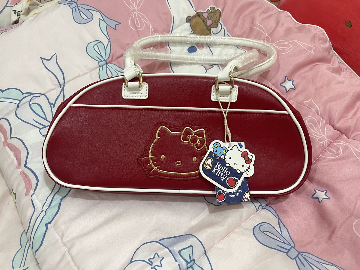 whanyaa's tweet photo. พรีมาไม่ได้ใช้ค่าา มาส่งต่อ ✨
เพราะไม่มีเวลาให้น้องไปเฉิดฉาย
(งดต่อนะคะเพราะได้มาราคาเอาเรื่อง)
👉 550 (รวมส่ง ems)
ID Line : patchamlw
#กระเป๋า #miniso #HelloKitty #ส่งต่อเสื้อผ้ามือสอง #ส่งต่อเครื่องสำอาง #ส่งต่อกระเป๋ามือสอง https://t.co/tfCrLIihkO