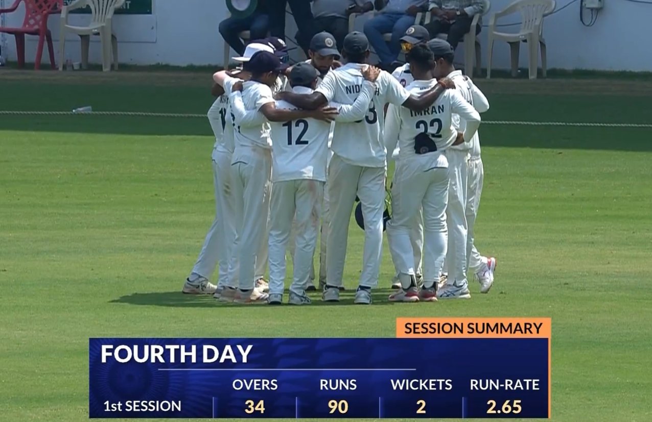 Day 4 Lunch, Ranji Trophy final: Vidarbha leading by 127 runs | sportzpoint.com