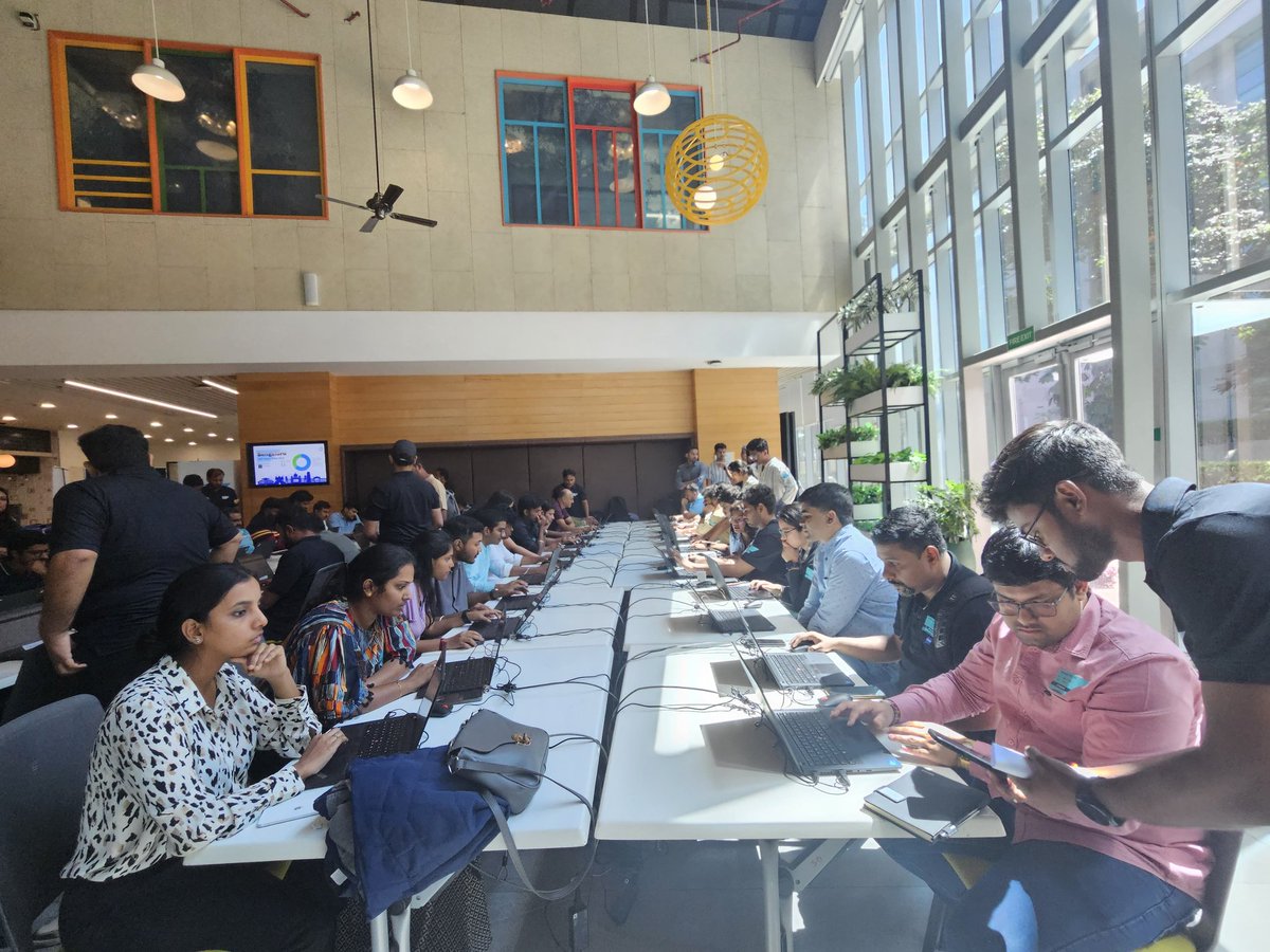 saplabsindia's tweet image. Great energy at #SAPInsideTrack Bengaluru, as participants are fully immersed in hands-on sessions like #CodeJam &amp;amp; SAP product workshops, with topic experts offering valuable insights. #sitBLR