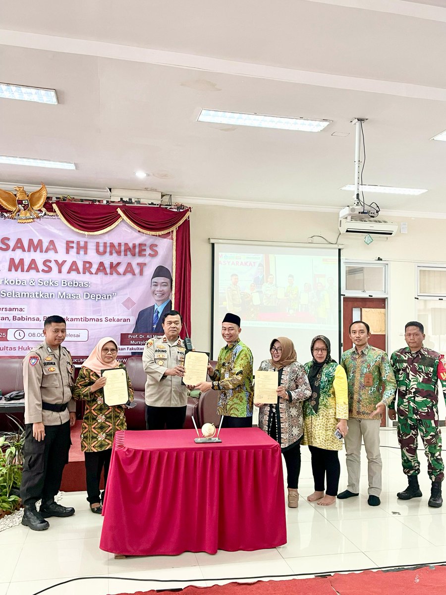Faculty of Law, UNNES 🔴 tweet media