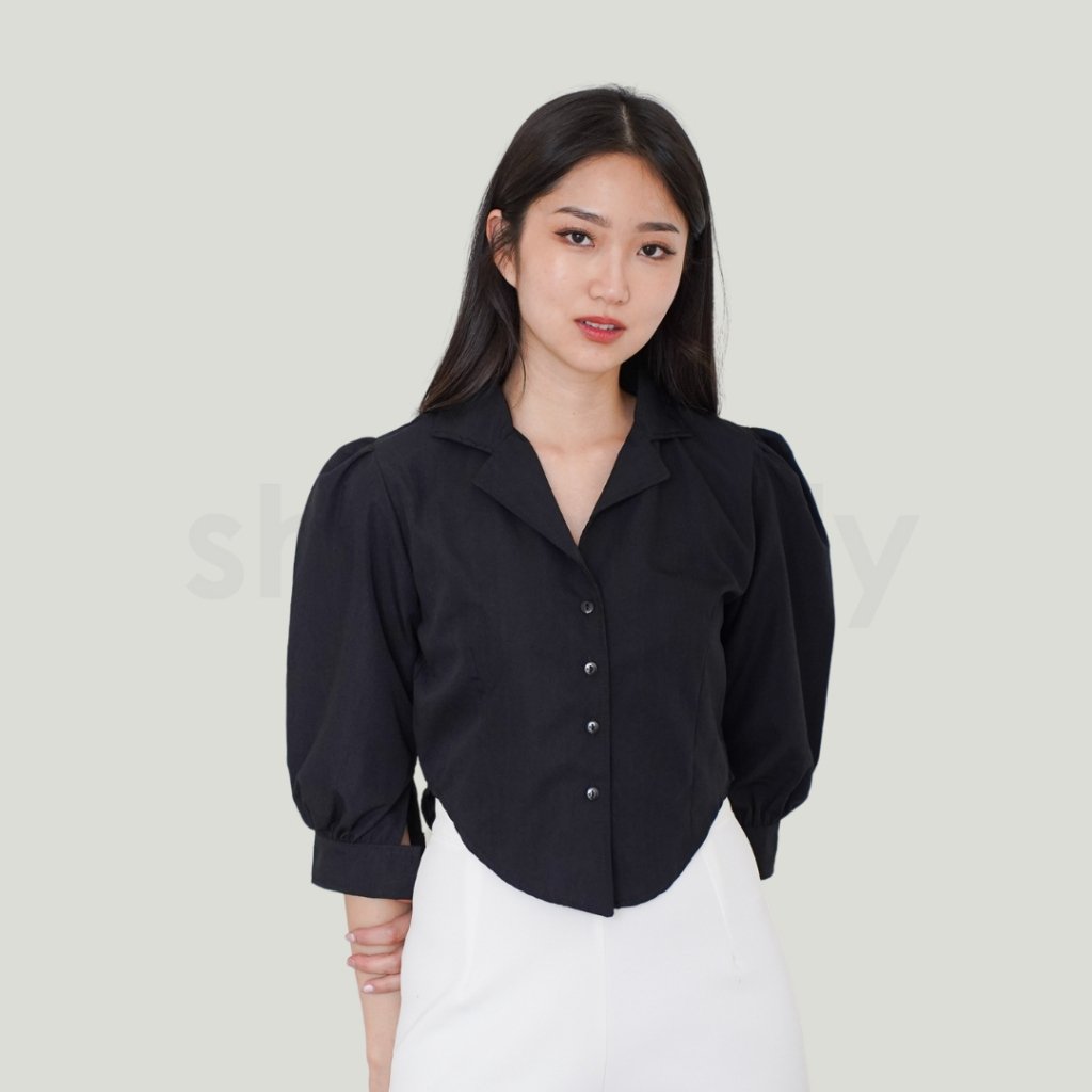 sesesenaaa's tweet image. Black tops 🖤

— a thread