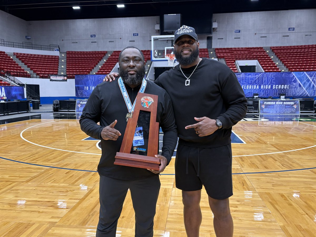 Noah Ram (@noah_ram1) on Twitter photo <a href="/HawthorneHoops/">Hawthorne Hornets</a> <a href="/CIngram_85/">Cornelius Ingram</a> <a href="/_lelandj22/">Leland Johnson</a> <a href="/DeboseDacarion3/">Dacarion Debose</a> <a href="/ChasionW/">Chasion Wilson</a> The winningest brothers in the State of Florida 🐐
Seven state titles since 2020 between Cornelius Ingram and Greg Bowie <a href="/HawthorneHoops/">Hawthorne Hornets</a> <a href="/CIngram_85/">Cornelius Ingram</a> <a href="/_lelandj22/">Leland Johnson</a> <a href="/DeboseDacarion3/">Dacarion Debose</a> <a href="/ChasionW/">Chasion Wilson</a> The winningest brothers in the State of Florida 🐐
Seven state titles since 2020 between Cornelius Ingram and Greg Bowie