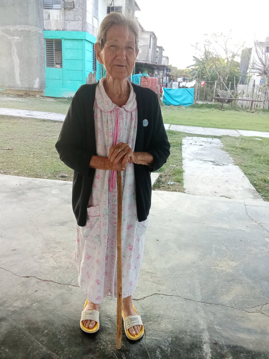 SantaCem43504's tweet photo. Desde lo más intrincado de nuestra CEC conversación y debatimos con la voz de la experiencia abuela de 94años q fue autoridad electoral y una joven de solo 19años q hoy nos acompaña defendiendo nuestra labor https://t.co/TKildXmViE