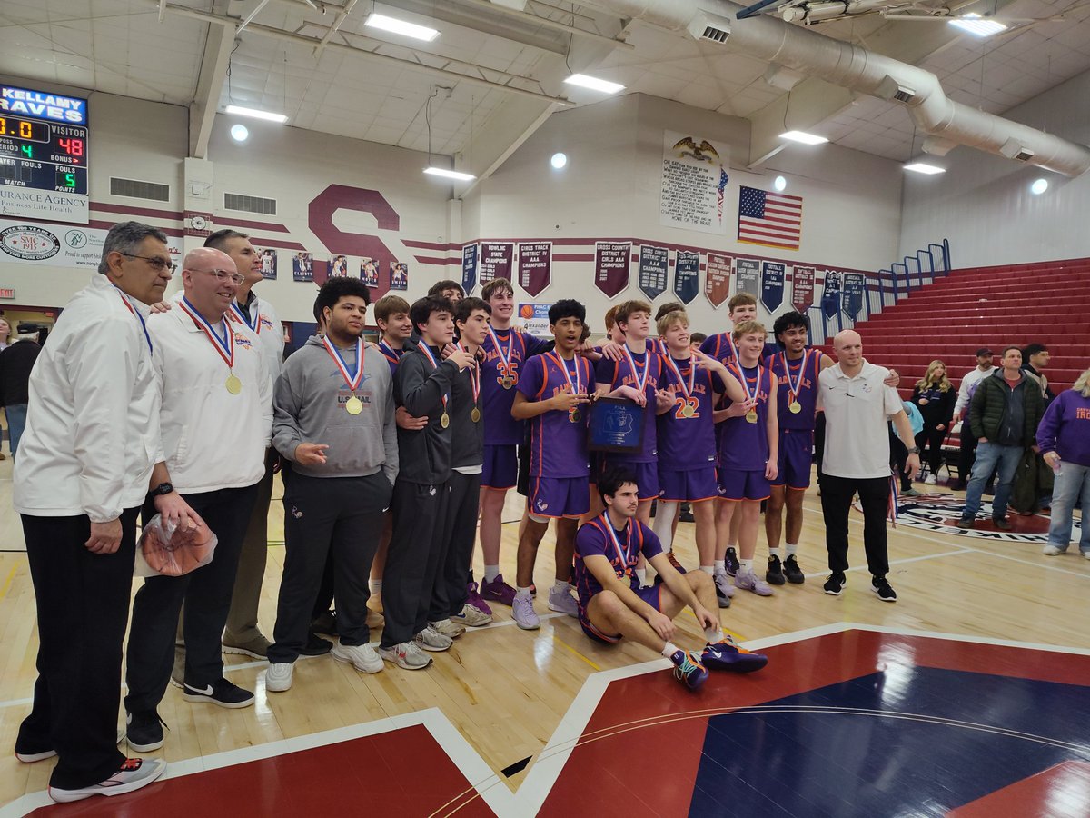 What a chaotic finish to another instant classic! Congrats again to <a href="/Go_Ironmen/">Danville Athletics</a>. What a story - 3 different head coaches, injuries, illness, and yet - a 3-peat. What a thrilling game to call.