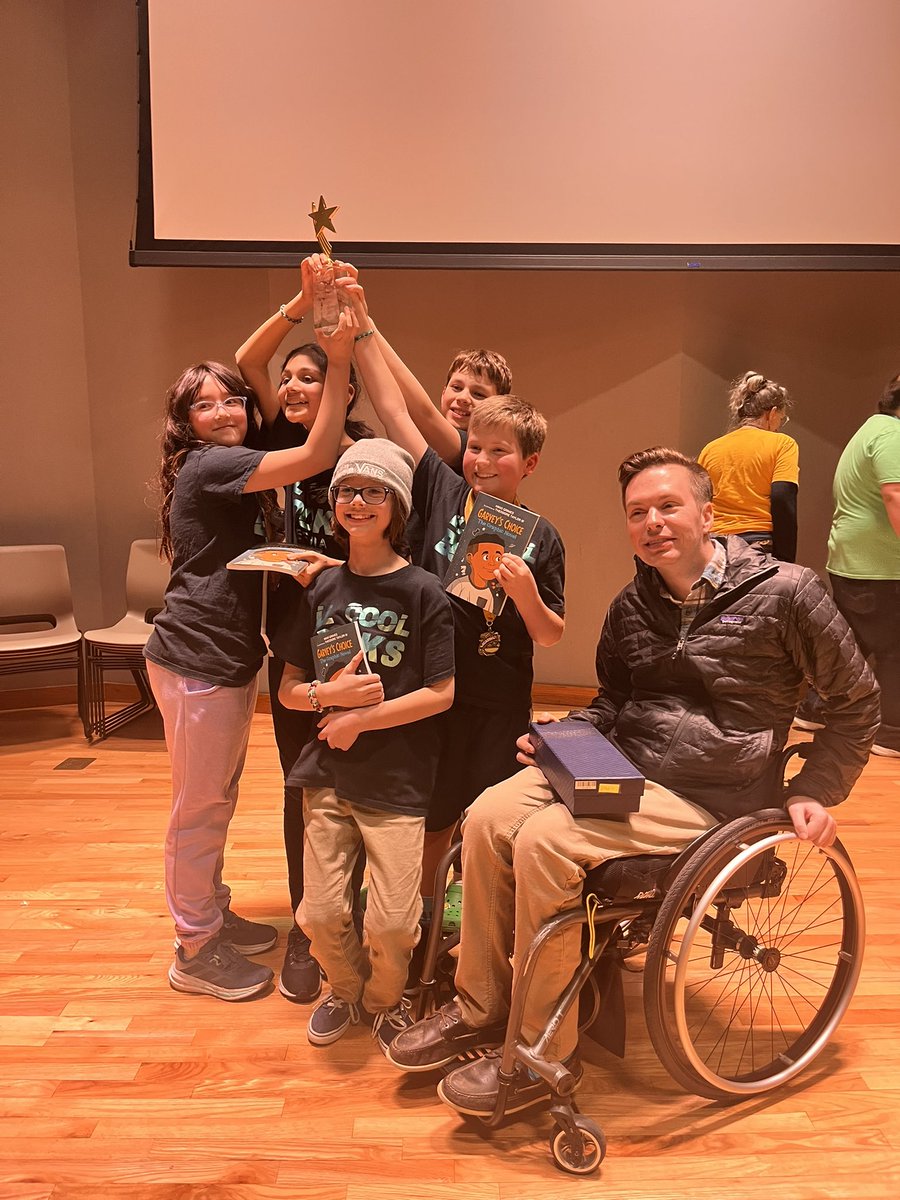 Dawn Vang tweet media