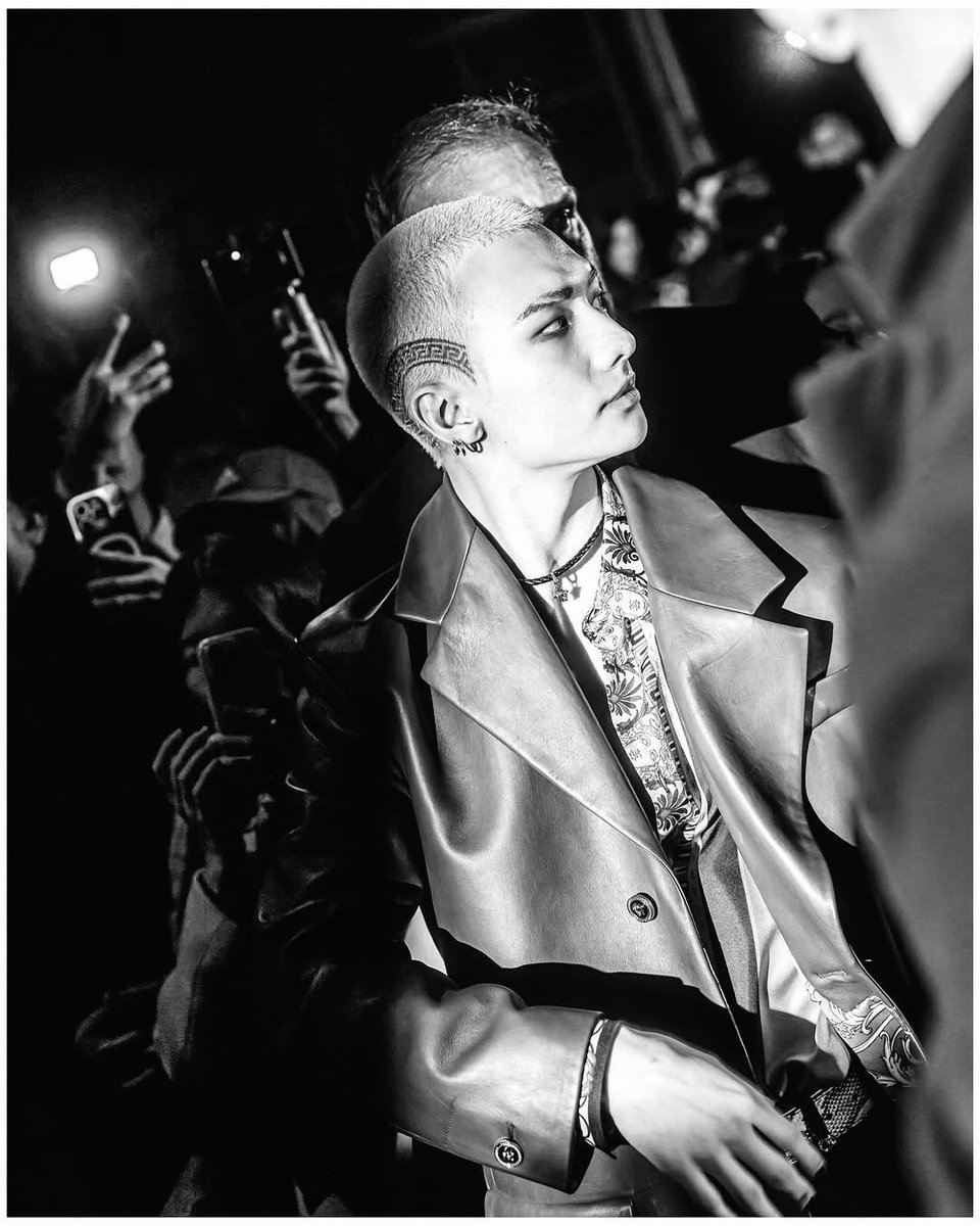 Hyunjin on john_nr Instagram post! ✨ 

HYUNJIN FOR VERSACE MFW
#HyunjinxVersaceFW25
#Hyunjin_MFW25
#VersaceFW25