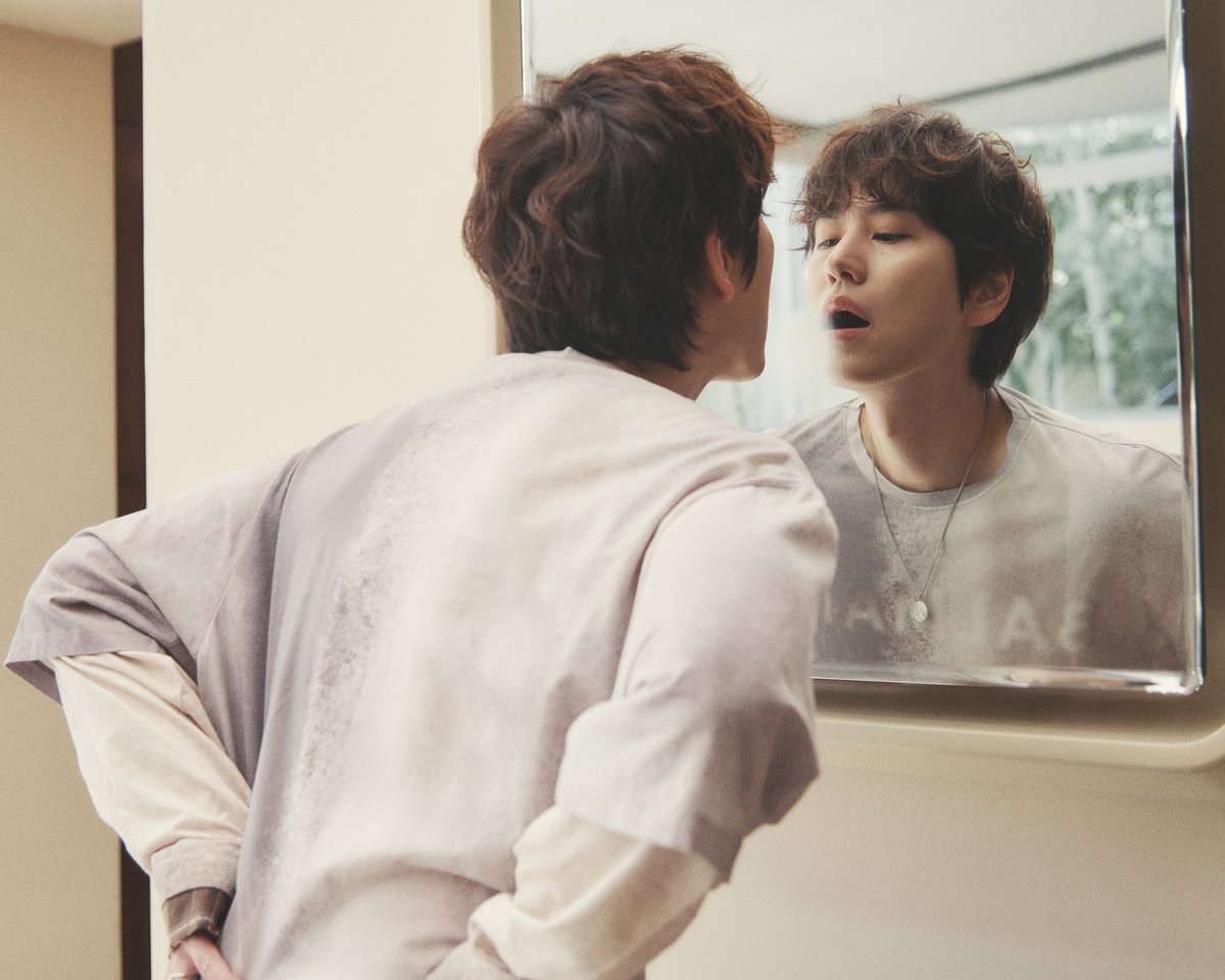 มีนานี้มีคยูฮยอนแน่นอน!!! 
แล้ว KYUpiter &amp; E.L.F มีบัตรไปหาคยูฮยอนคนเก่งของพวกเรากันยังเอ่ย 😍
คยูฮยอนรอทุกคนมาส่งเสียงกรี๊ดส่งเสียงเชียร์อยู่น้าา 💙 

แล้วพบกันที่ KYUHYUN 10th Anniversary Asia Tour 'COLORS' in BANGKOK 

📅 วันที่ 15 มีนาคม 2568
📍 MCC Hall เดอะมอลล์ไลฟ์สโตร์