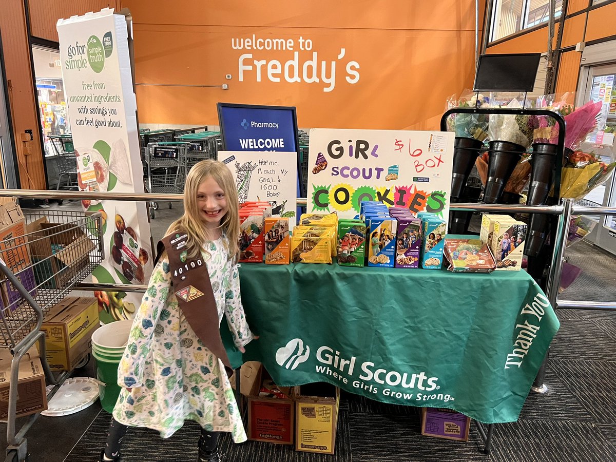 Fred Meyer tonight! Here for 45 more min!