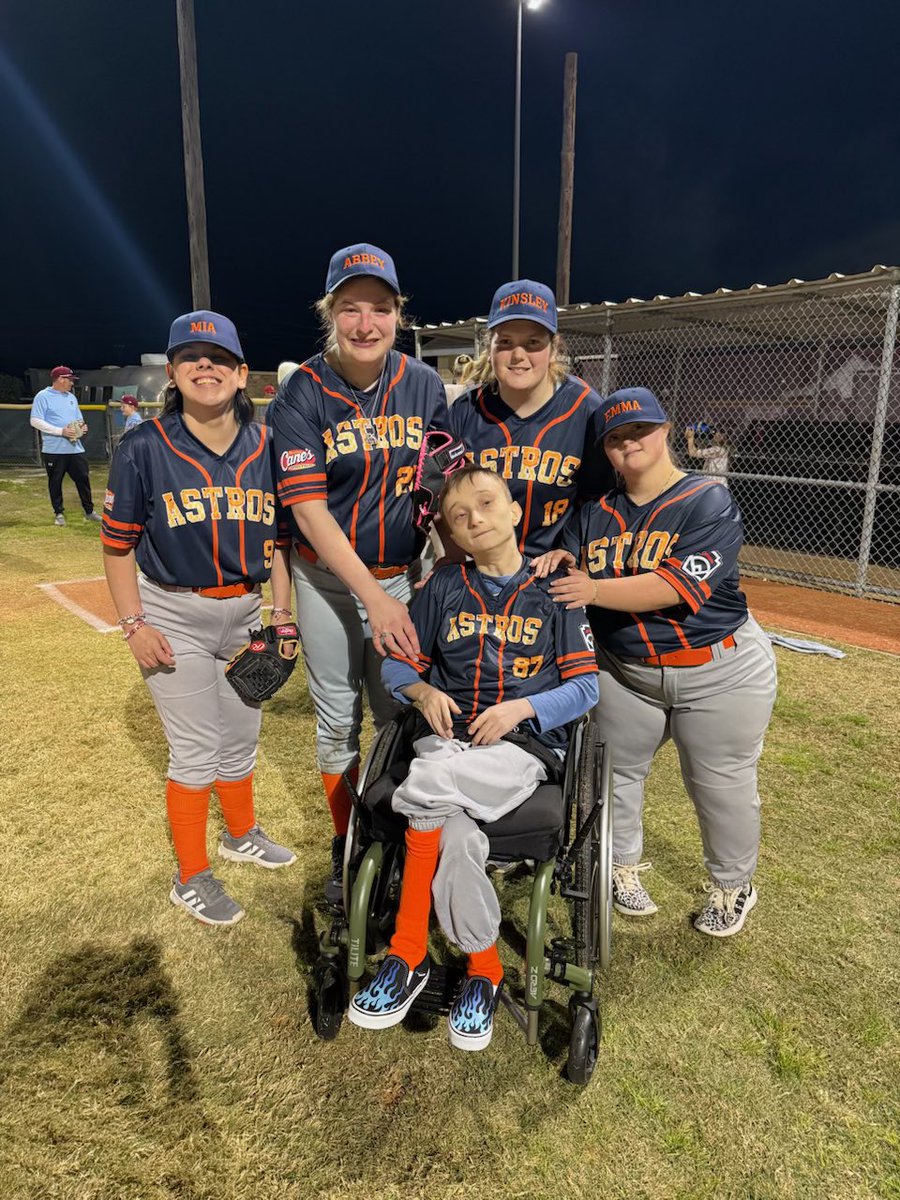 PearlandLittleLeague tweet media