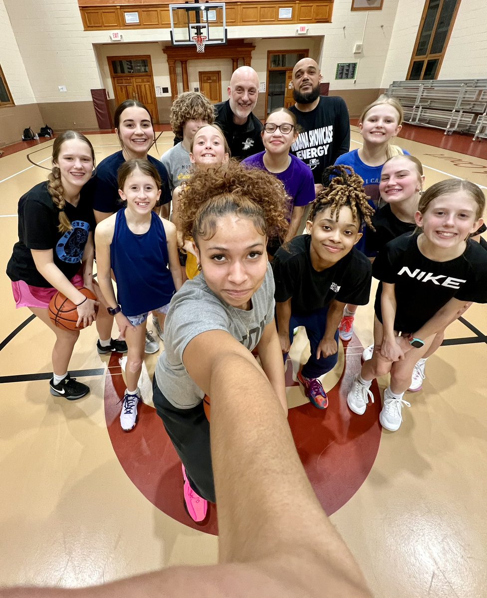 Coach Gorman (@coachbgorman) on Twitter photo #ShowcaseBasketball #Training
Getting work in the 🧪 today 😤
🏀 Let’s Gooo ⛹🏻♀️💨
<a href="/ShowcaseMediaCo/">Indiana Showcase Girls Basketball</a> #basketball
<a href="/coachbeckett/">IGBRR Hoops</a> <a href="/IGBRRMedia/">IGBRR Media</a> ✍🏼 #ShowcaseBasketball #Training
Getting work in the 🧪 today 😤
🏀 Let’s Gooo ⛹🏻♀️💨
<a href="/ShowcaseMediaCo/">Indiana Showcase Girls Basketball</a> #basketball
<a href="/coachbeckett/">IGBRR Hoops</a> <a href="/IGBRRMedia/">IGBRR Media</a> ✍🏼