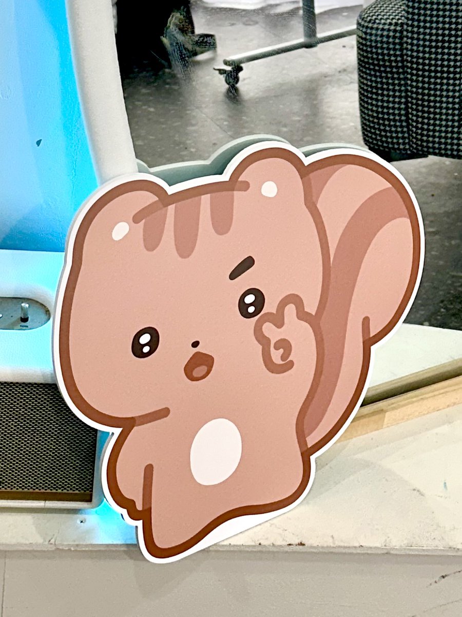 아.. 엽프할까.. 🤩
직캠보느라 시간 가는 줄 몰랐어요..
고생많았다아ㅏ😻🫶🏻

#allovedyeop 
#사랑하는_사랑받는_상엽이에게