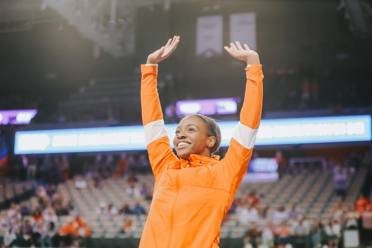 Clemson Athletics tweet media