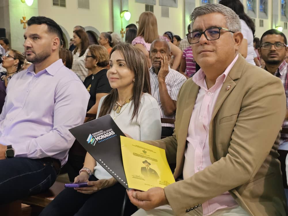sandraalfaro's tweet photo. #28Feb25 #SandraAlfaro Hoy, con orgullo venezolano, asistimos a la misa en la Catedral de #Maturín, Nuestra Señora del Carmen, en la ocasión del júbilo que sentimos por la canonización de nuestro primer Santo, el Dr. José Gregorio Hernández, alabado sea el Señor. https://t.co/eBRJcKJa9E