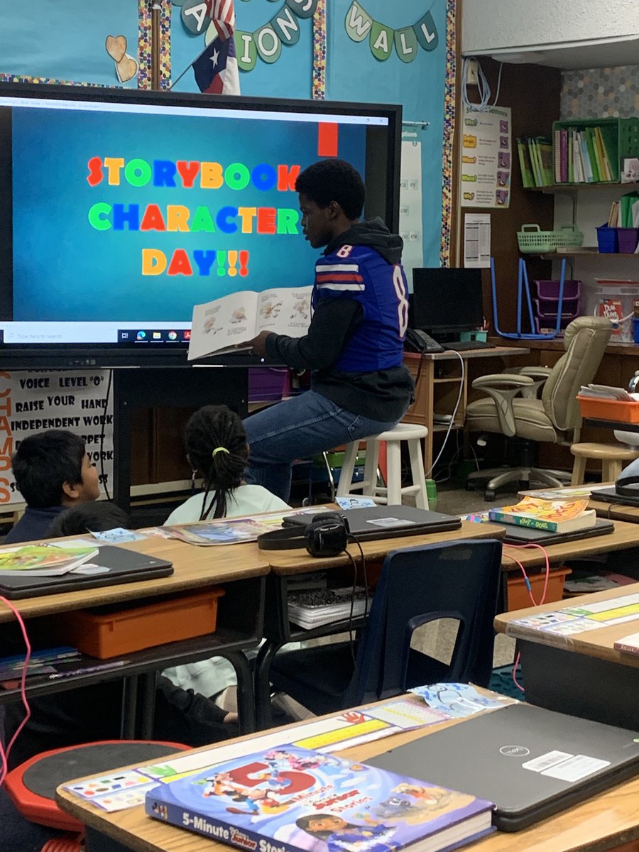 Cooper_boosters's tweet image. We love to recognize our athletes accomplishments on the field and in the classroom. We should also recognize the leadership and influence on others.
These COOGS enjoyed participating in Storybook Character Day at Alcorta Elementary! Great to be around Future COOGS!