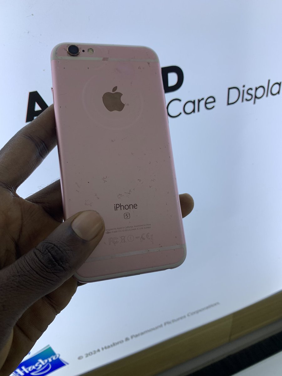 MuadGadget's tweet image. IPhone XR 64gig
77% battery (90% neat) 
Price: 190k

Tecno Spark 9T (4+3gig 64gig)
No repair history 
Price: 85k

iPhone 6s 128gig
Fingerprint 💯 
Price 80k

Dm for more pictures and details