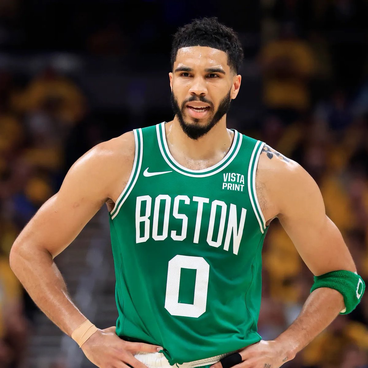 Boston Celtics team bus accidentally left Jayson Tatum at TD Garden arena, per <a href="/ESPMNBA/">ESPM on NBA</a>