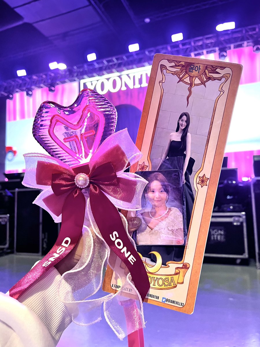 eommaDAY's tweet photo. Happy Anniversary to our date, my star ⭐️
Come back soon and make me cry a bucket again?
I super miss you #YoonA 🩷
#YOONITE #YOONITE_in_MANILA 🎀 https://t.co/qFv3YhcZ57