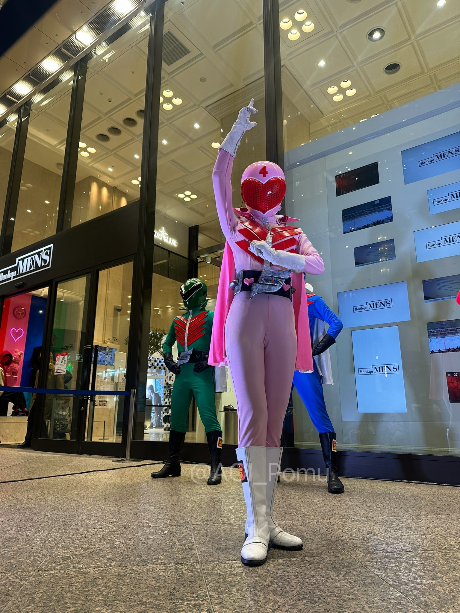 モモレンジャー - Search / X