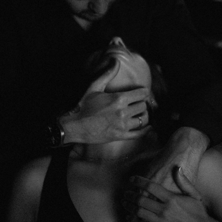 Sahip ve Sahibe Çiftiz .
Arayışımız itaatkar köle ! 
#bdsm #kole #istanbulkole #istanbulswinger #istanbulsex #lez #kolelez #istanbullez #koleistanbul