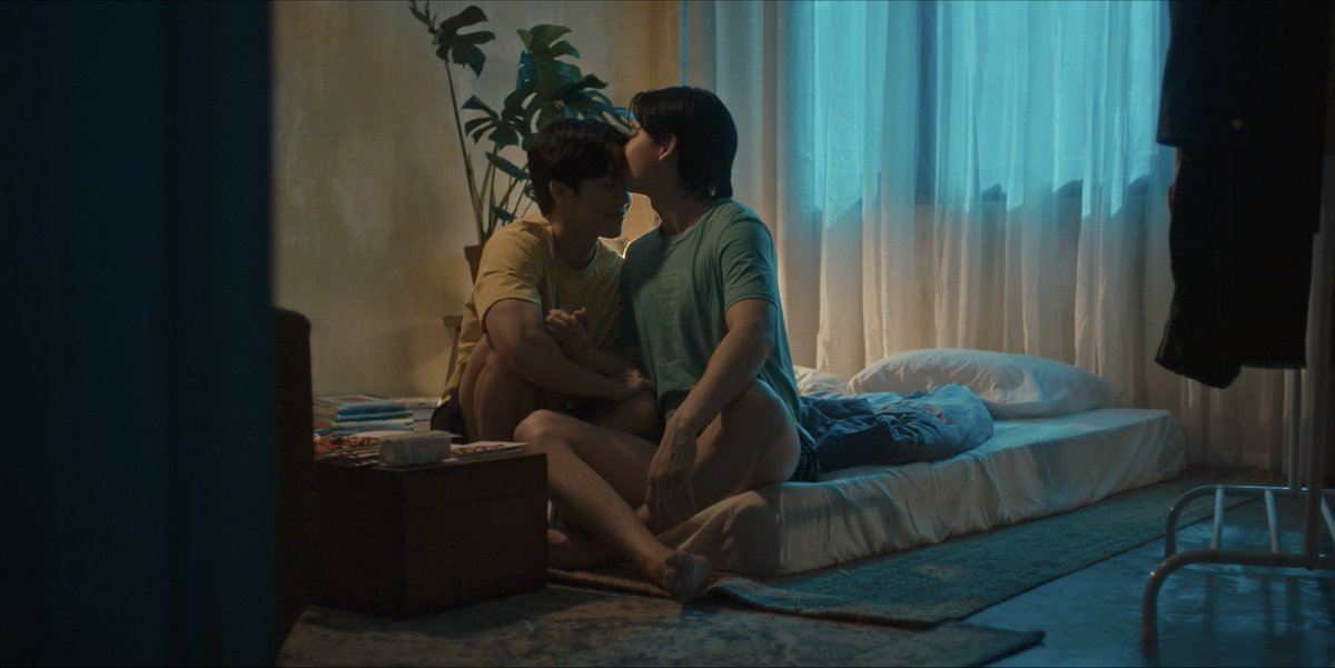 ต่อให้เกิดเรื่องอะไรก็แล้วแต่ที่ทำให้กูกับมึงต้องห่างกัน สุดท้ายแล้วกูก็จะหาทางกลับมาหามึงเสมอ 
#JACKANDJOKERSPECIALEP
SPECIAL EP U STEAL MY HEART