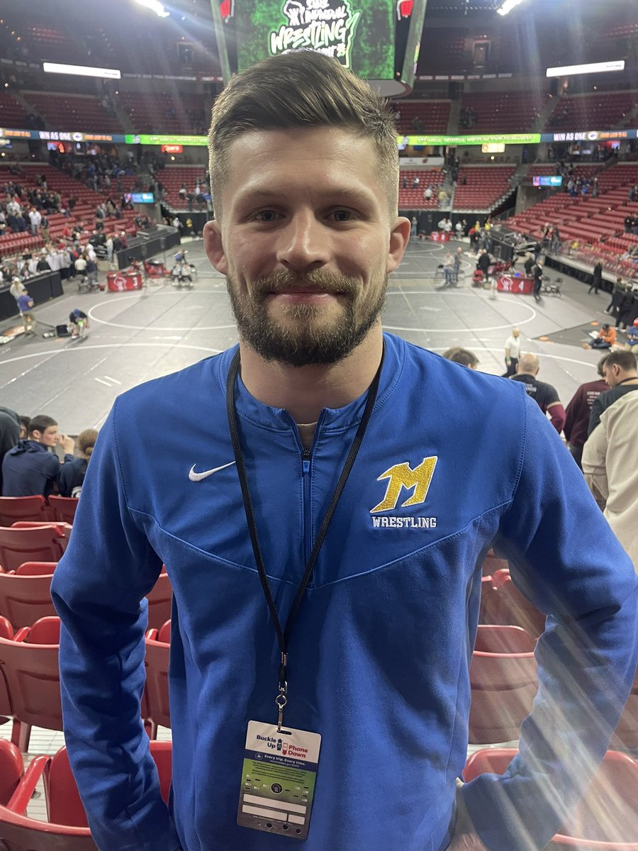 State shoutout &amp; Happy 25th birthday to Coach Aaron Schulist! 
Fun celebrating at the Kohl Center. Thanks for all you do!