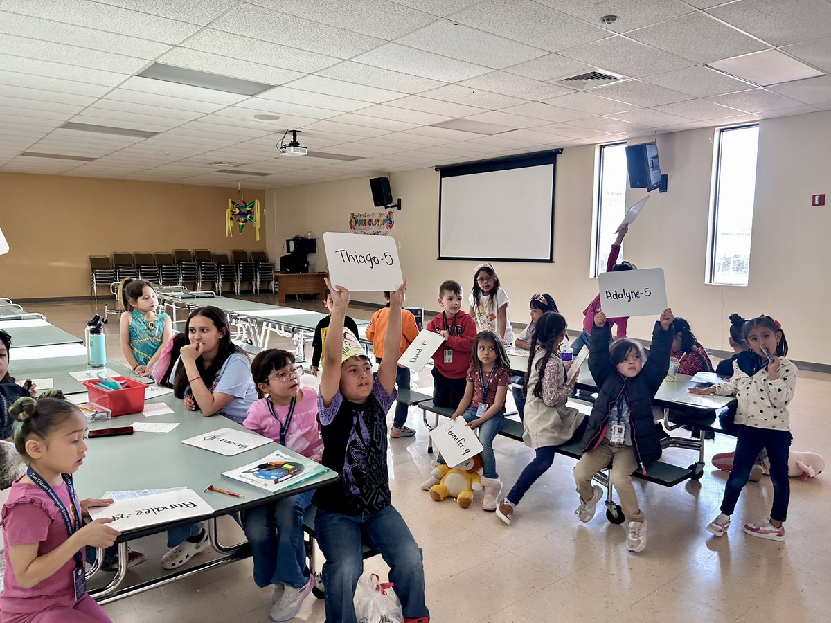 Marisela_BGC's tweet image. Kindness, respect, responsibility, and safety really pay off! ✨💕 Our club kids cashed in their hard-earned BGC Bucks 💵 at our first-ever toy auction, bidding on their favorite prizes! #WhateverItTakes  #AfterSchoolPrograms  @BgcElpaso @jlsambrano #TexasACE