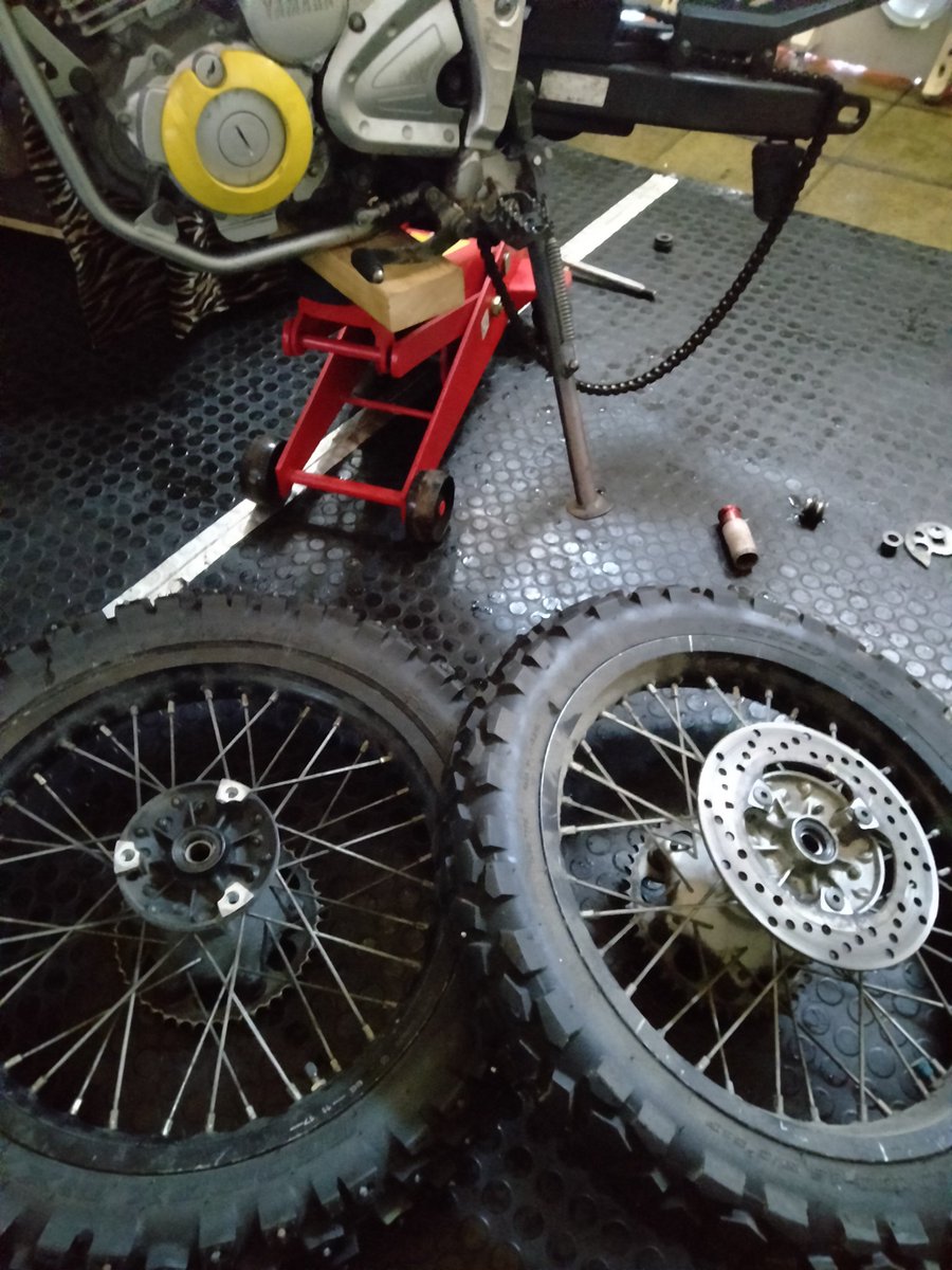 Docro@990SD tweet media