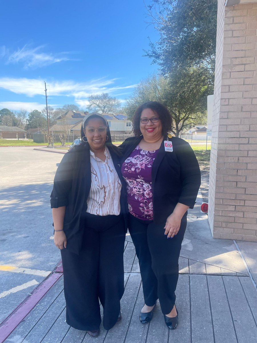 Thank you to <a href="/AldineHeadStart/">Aldine Head Start</a> for the opportunity to present the initiatives @SELCulture_AISD is implementing in the district, as well as sharing valuable mental health tips with your parent committee. Also was able to see one of my fav fellow social workers <a href="/MsCrockett_AISD/">Tasha Crockett, MSW</a>!