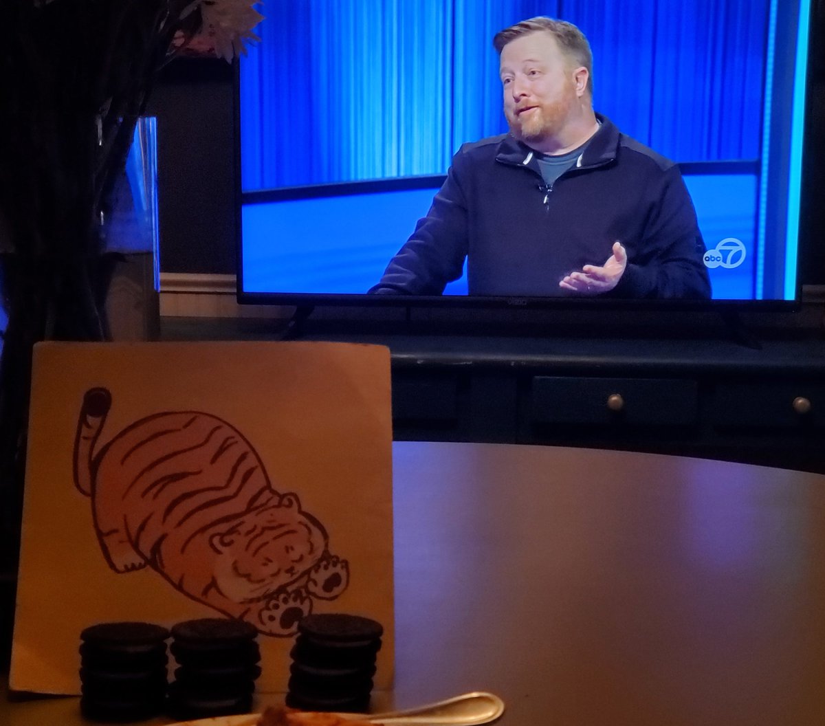 joshtigerhill's tweet image. #LearnedLeague #LL104 MD14 thread. After a huge win yesterday, I try to keep it going in an absolute must-win! Hopefully ARKANSAS's very own Shane Whitlock can inspire me to six correct answers yet again. Time to Factfuel with All! Nine! COOKIES!