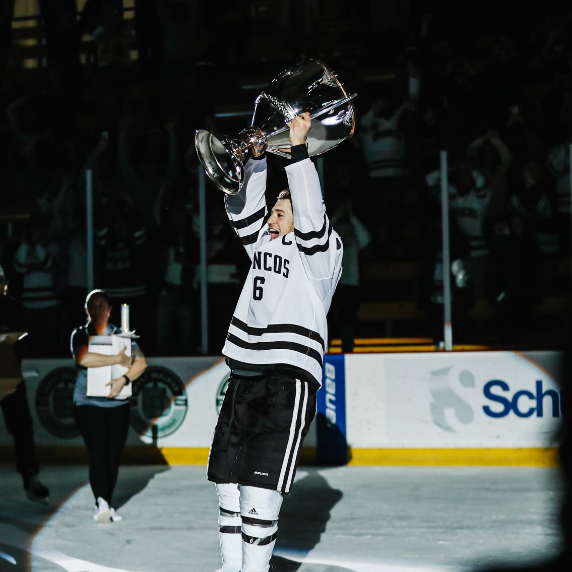 𝙍𝘼𝙄𝙎𝙀 𝙄𝙏 𝙐𝙋 🏆

#BroncosReign