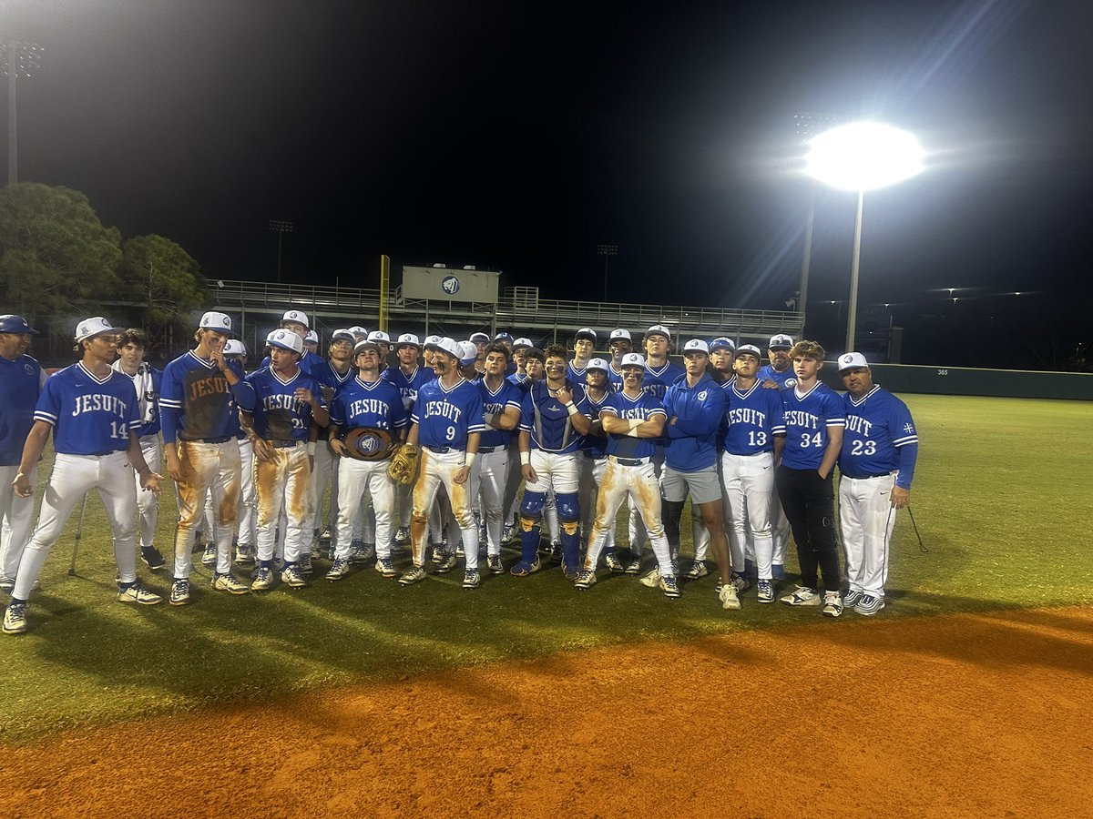 Jesuit Baseball (@jesuitbaseball) on Twitter photo Win #6 tonight as <a href="/Ryanthompson164/">Ryan Thompson</a>, <a href="/BradyHoar/">Brady Hoar</a>, and the winner of the belt, <a href="/KeaneH_25/">Keane Hyer</a> led the way on the mound. <a href="/ChristianSheff_/">Christian Sheffield</a> and @besece with big RBI basehits. Back at home tomorrow night at 7pm. #Dominate #FAH #FAP #AMDG Win #6 tonight as <a href="/Ryanthompson164/">Ryan Thompson</a>, <a href="/BradyHoar/">Brady Hoar</a>, and the winner of the belt, <a href="/KeaneH_25/">Keane Hyer</a> led the way on the mound. <a href="/ChristianSheff_/">Christian Sheffield</a> and @besece with big RBI basehits. Back at home tomorrow night at 7pm. #Dominate #FAH #FAP #AMDG