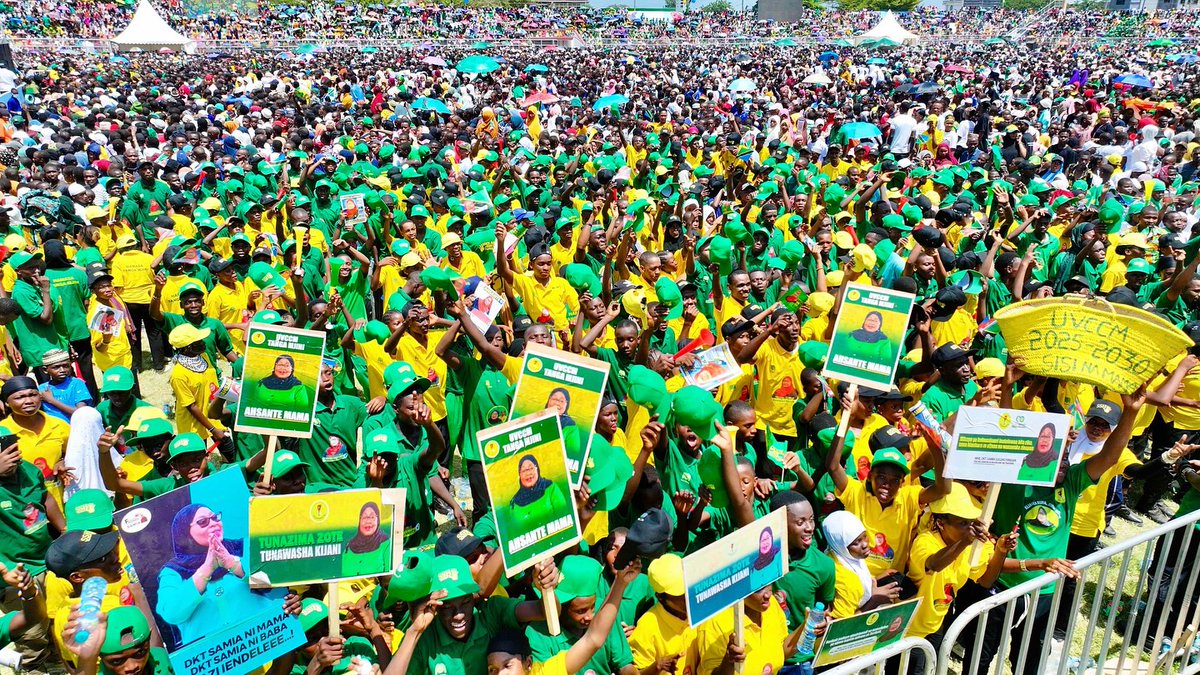 mabulamarco_'s tweet photo. Matukio mbalimbali katika mkutano wa hadhara wa Rais wa Jamhuri ya Muungano wa Tanzania Mhe. Dkt. Samia Suluhu Hassan katika uwanja wa Mkwakwani mkoani Tanga tarehe 28 Februari, 2025. https://t.co/lhgOKQux7u