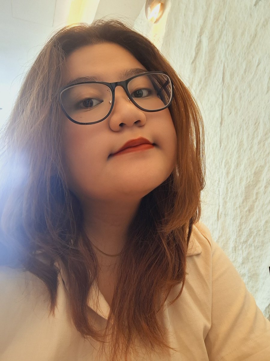 NotTipsyRichy's tweet photo. 🤓 https://t.co/FSSOf2mJs8