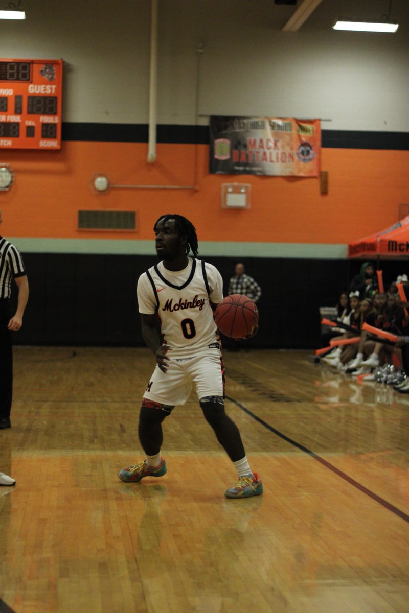 MckBasketball's tweet image. Marvelous Mar Staples 39 Pts 🔥🔥🔥🔥 Davonte Hughes 17pts 🔥🔥
Danny Dones 15pts Great team effort 🔥🔥king Finks 11 Reb Assad Sheikh 10 Reb
McKinley Wins 89 to 55 over West Seneca West