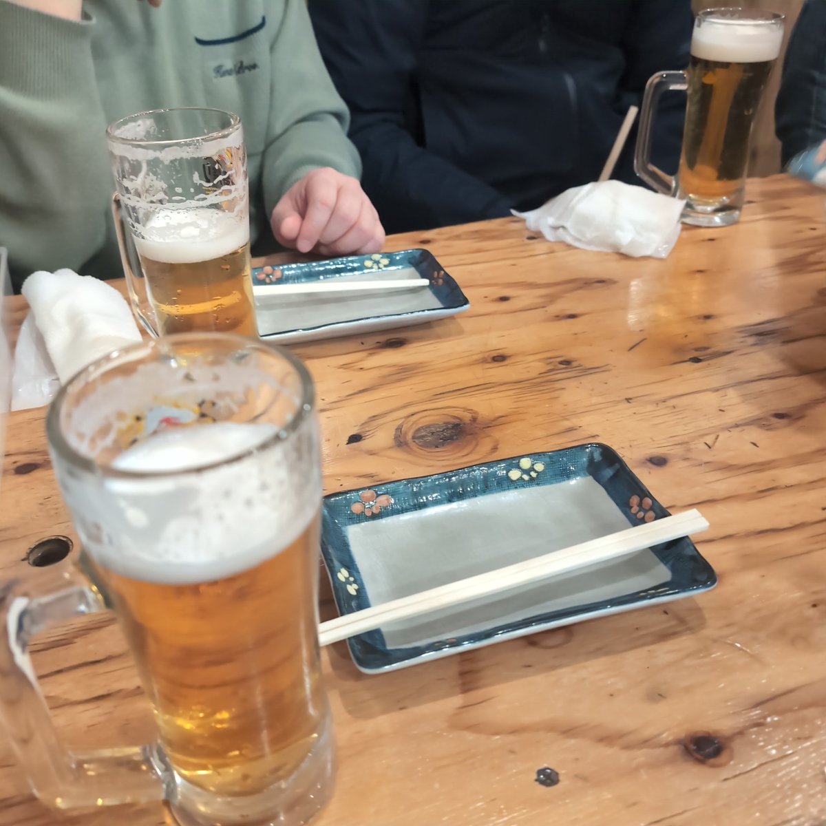 picarin_atama's tweet image. 🍻#磯丸水産 大久保駅前店
昼から #ProjectB 練習打ち上げ🍻
参加約10名🍺