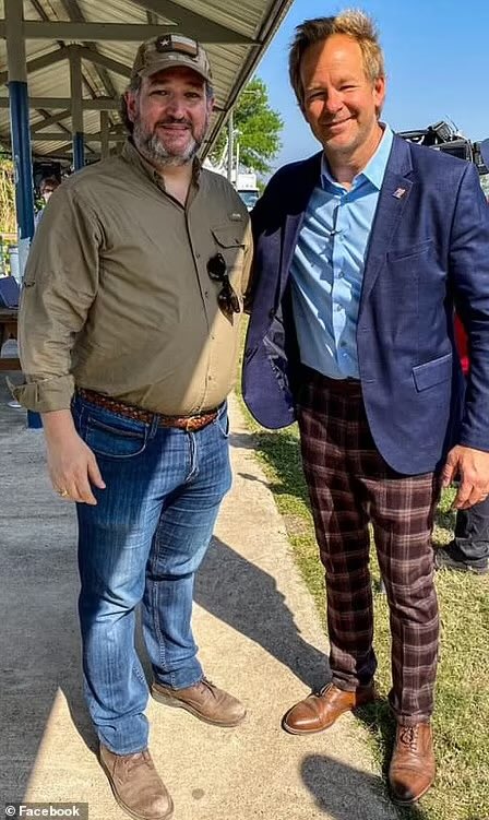 yargnagrom's tweet photo. @brianglenntv this you? You clown looking mother fucker https://t.co/vLpIbkTWRJ
