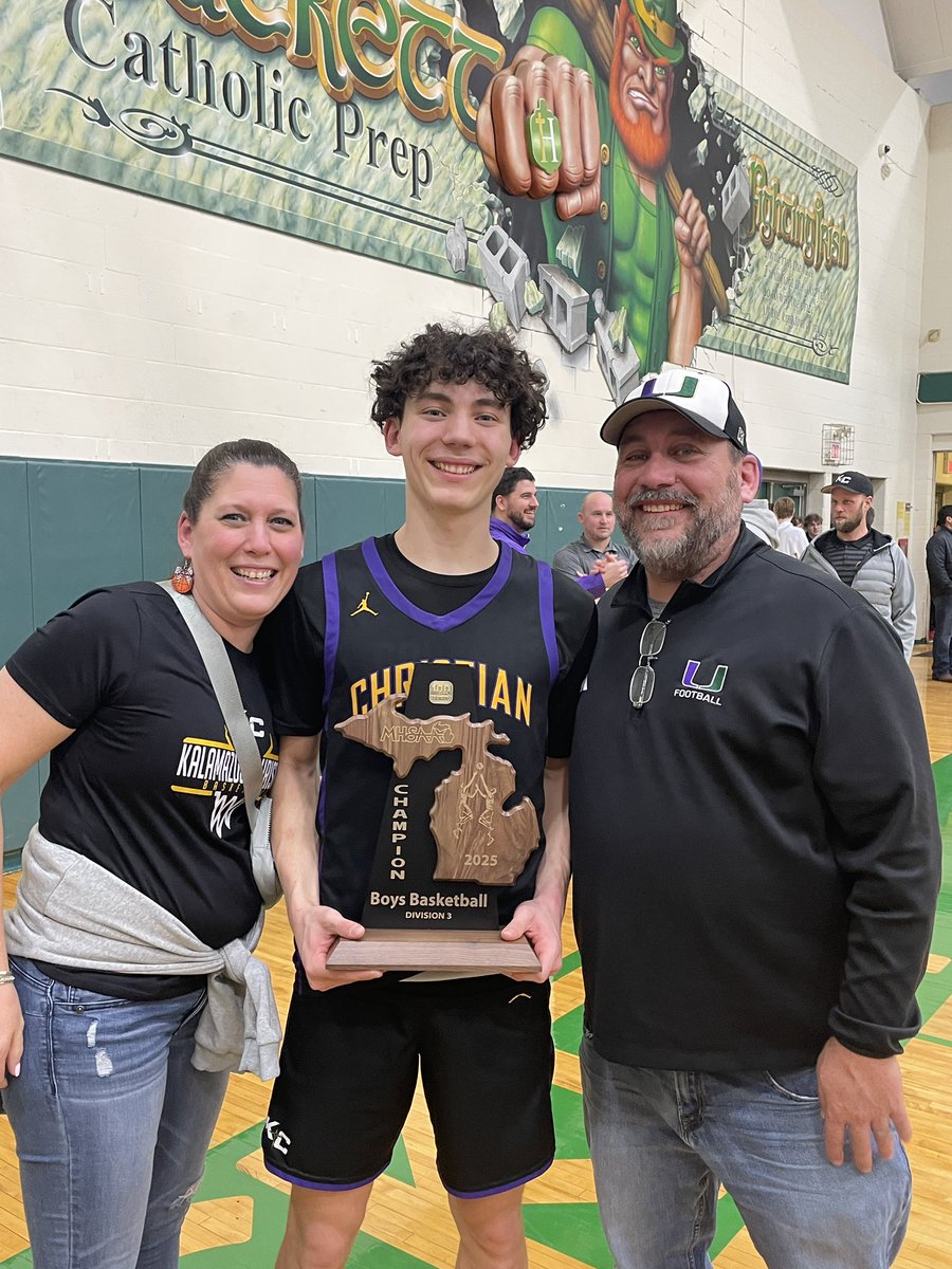 United Football (@unitedfootball_) on Twitter photo So proud of the Comets Basketball team and <a href="/JackAyotte22/">Jack Ayotte</a> . You worked so hard over the years. Great job, Jack!!! So proud of the Comets Basketball team and <a href="/JackAyotte22/">Jack Ayotte</a> . You worked so hard over the years. Great job, Jack!!!