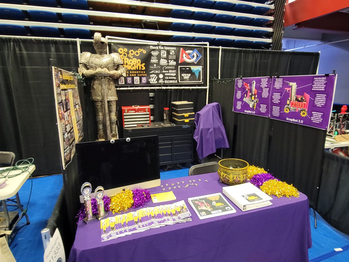 21333Robo's tweet photo. Friday night at state in the books!  Presentations, pit set up, inspections and reinspections, and more reinspections! https://t.co/8rO7445r6C