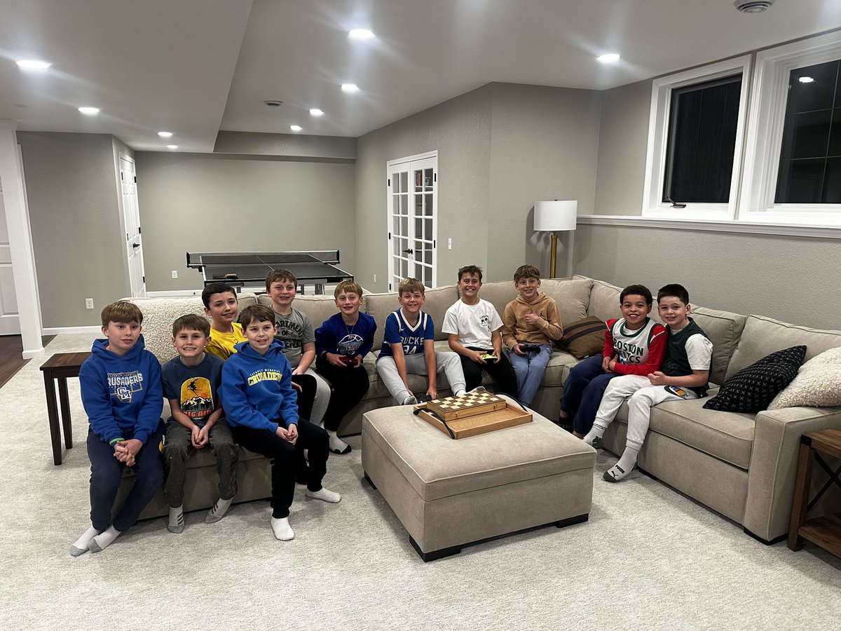 A great Team Dinner and NBA2K Tournament to get the 4th Grade Blue Team ready for their Year-End WYBL Tournament tomorrow! Let’s go boys and Good luck to all of the other Jr. Crusaders teams playing this weekend!! 💪💪