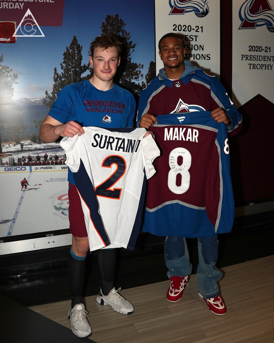 Avalanche's tweet photo. Just two defensive studs 🤝

#GoAvsGo | #BroncosCountry https://t.co/HVz9FDSfaQ