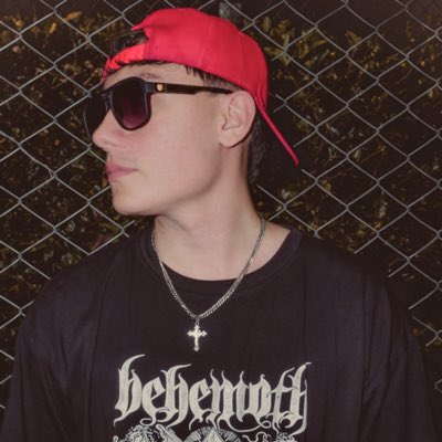 Lilevel_'s tweet photo. #NuevaFotoDePerfil https://t.co/Hpe1L2kAUd