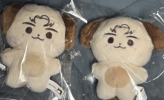 [ 배송 지연 안내 ]

불량 검수 후 업체에서 새로 받아 배송을 진행하려고 했으나 배 원단 색깔이 달라 문의해보니 불량으로 재배송이 진행되게 되었습니다. 재배송이 오는 즉시 배송 업체에서 배송을 진행할 예정입니다. 

예상 배송은 3월 초중 진행될 예정입니다!
기타 문의는 DM 부탁드립니다.