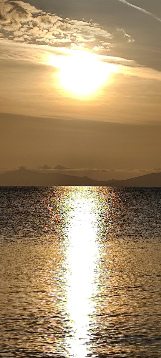 Να έχει νόημα το πέρασμα σου σε αυτό τον κόσμο...να έχει νόημα η αγάπη για τον συνάνθρωπο σου...

                      Καλημέρα μας ❤️
                      Καλό μας μήνα ❤️