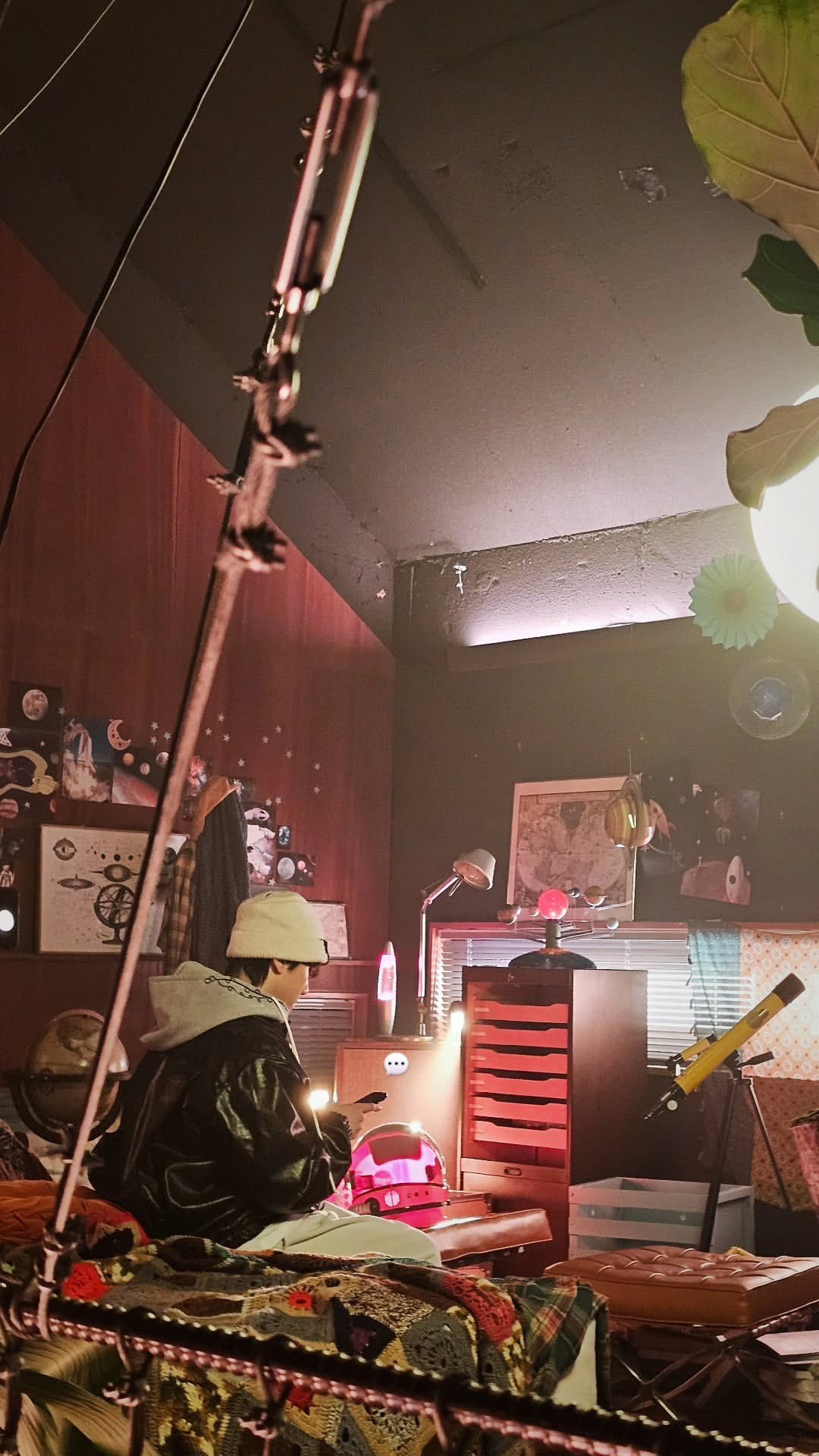 Gk7r9atWwAAJpWO.jpg:orig