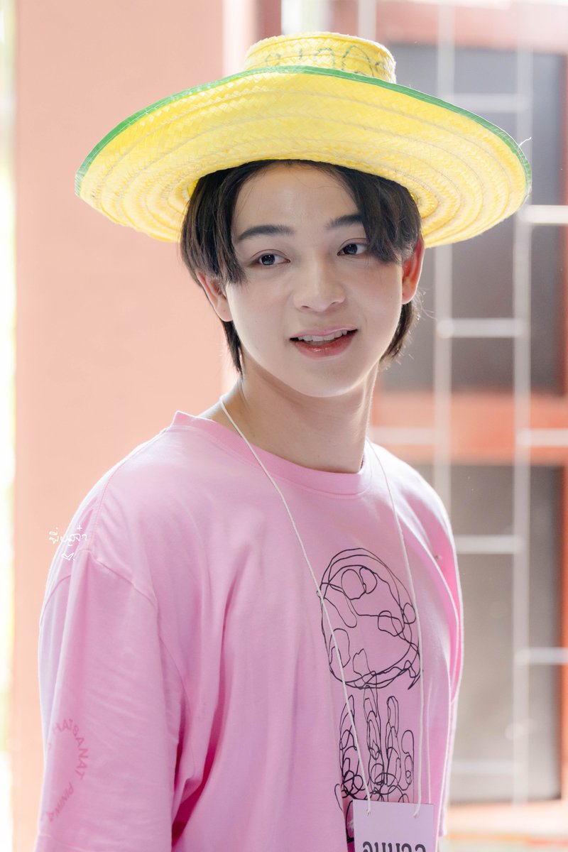 คนจ๋วยขาาาาาา

#พี่บาสอาสาแต้มสีเติมฝัน
#บาสเด็กอ้วนที่แท้จริง