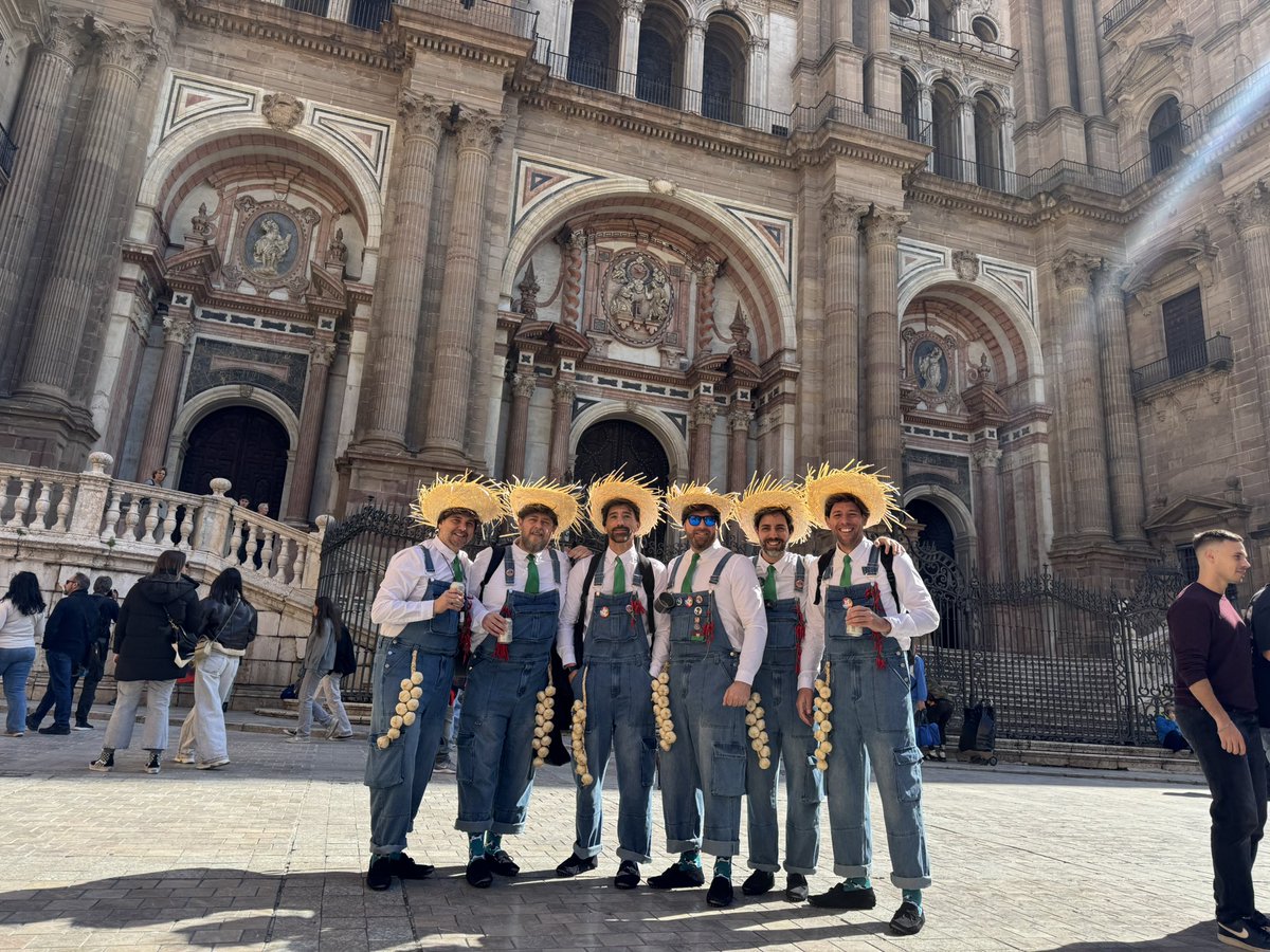 Vamos al lío! Venirse a calle Granada! #deltiron #arecogepapa