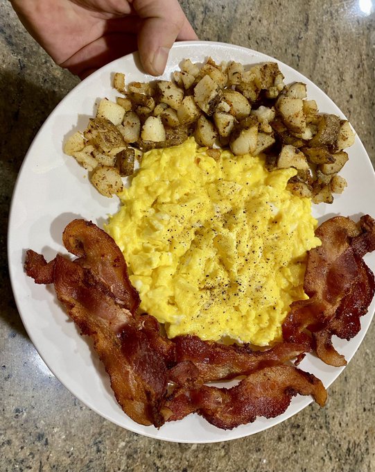 Food Pleaser tweet media