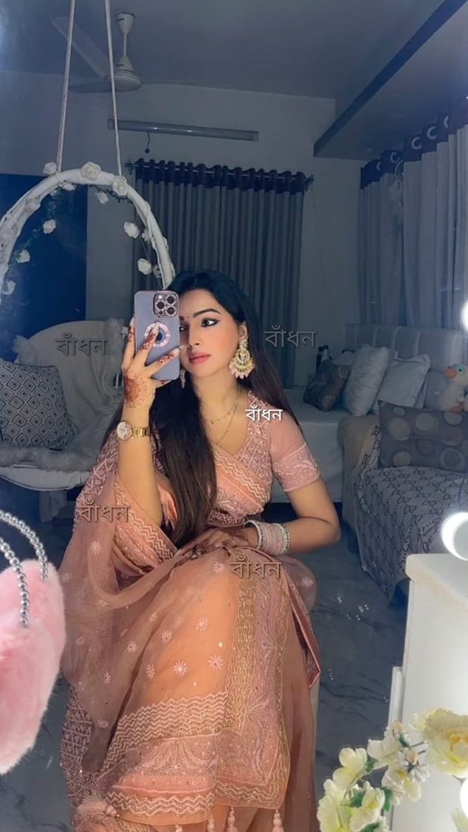 খুব বেশি 
জানতে ইচ্ছে করে 
আমি চলে গেলে কি 
নিয়ে তুমি থাকবে__ 
বড় বেশি জানতে 
ইচ্ছে করে ভুলে যাবে 
নাকি আমায় মনে রাখবে 
বৃষ্টি ভেঁজা কোনো দুপুরে 
ভেবে কি তুমি কাঁদবে না
জোছনা ধোঁয়া কোনো রাতে 
বিষন্ন কি তুমি হবে না 
আমার সকল বন্ধুদের কে
🦋সন্ধ্যার শুভেচ্ছা🦋
🍃🌱🌱🍀🌱🌱🍃