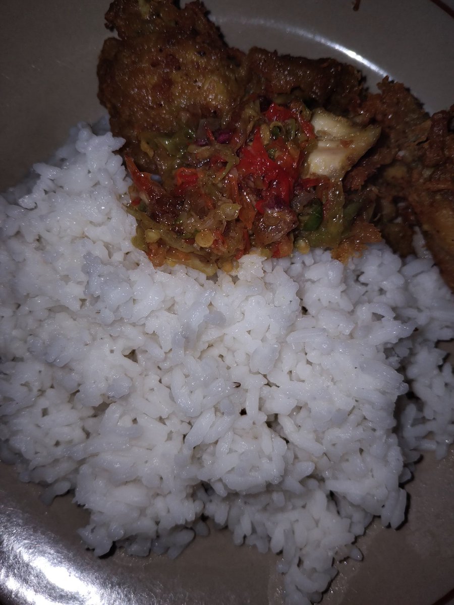 ᵏᵉʸ tweet media