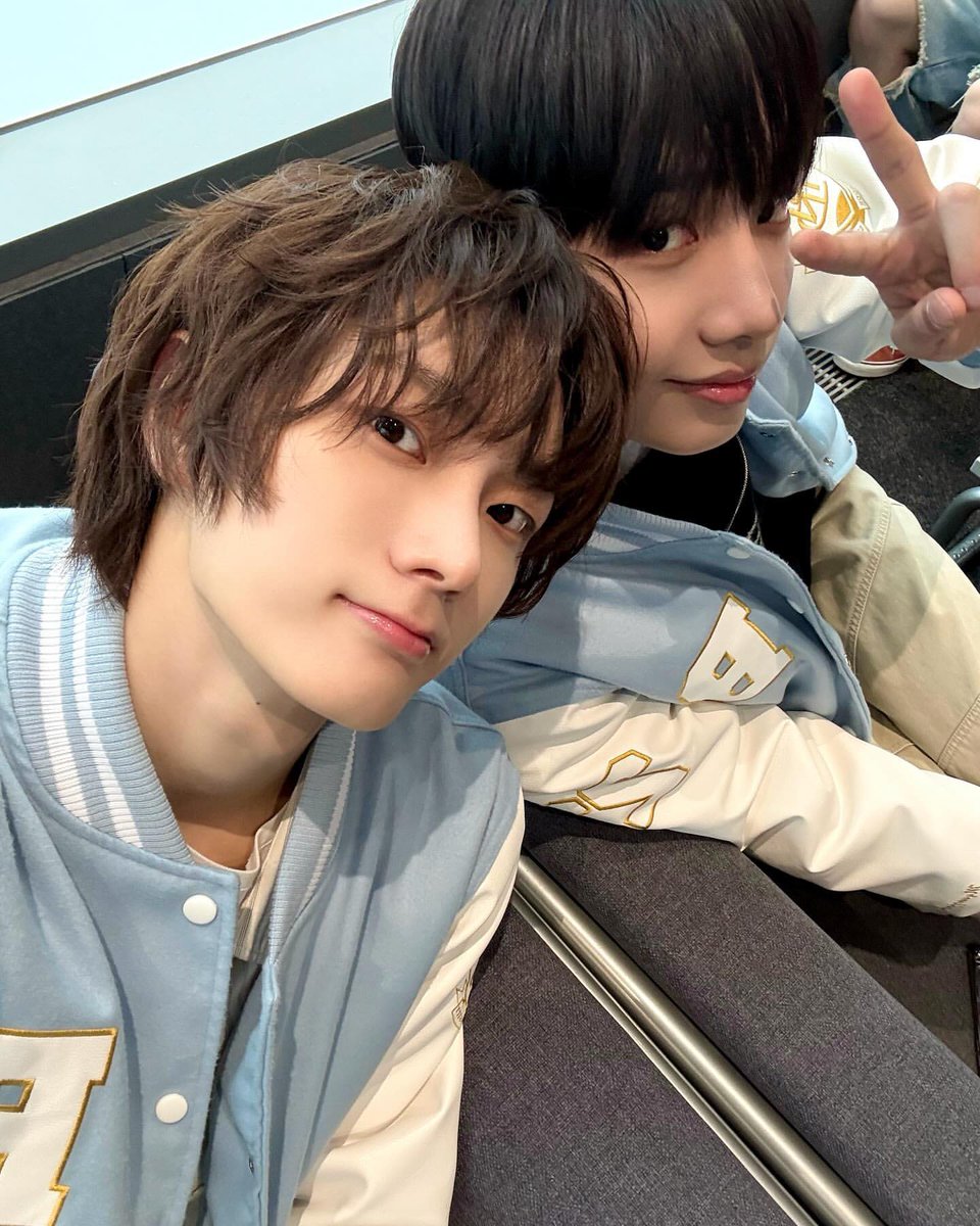 M12O4_S2's tweet photo. 250301 보이넥스트도어 인스타그램 #명재현 

보넥대 동방에서 https://t.co/SRujMObAIR